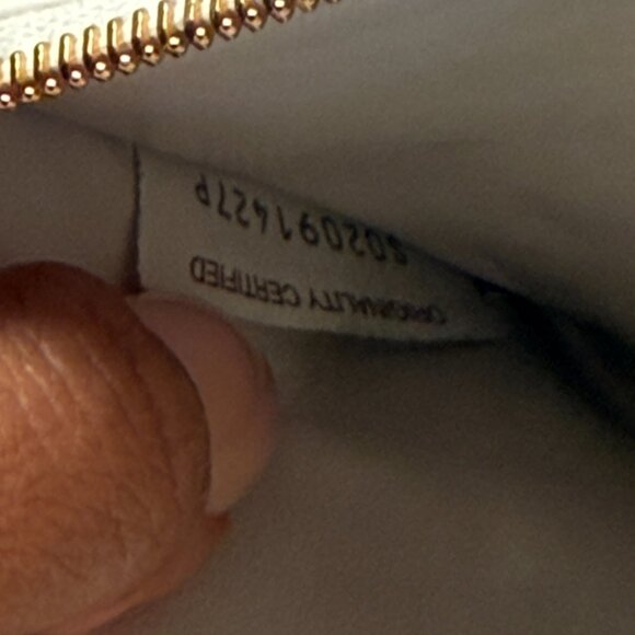 Bottega Veneta Intrecciato Large Flap Wallet - Picture 7 of 7